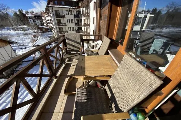 Lovely 1-Bedroom Apartment With Mountain View Bansko