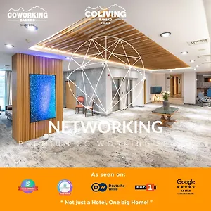 4* Otel The Social By Networking Premium